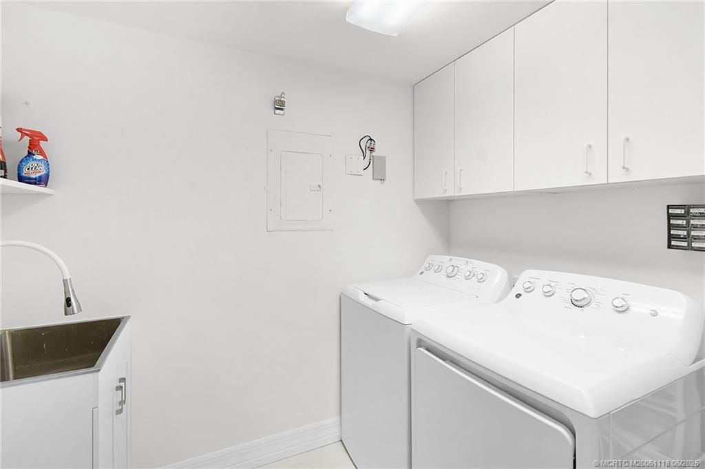 Interior, Washer