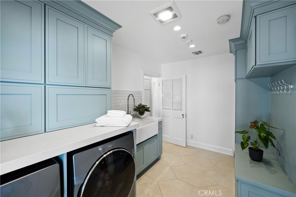 Interior, Recessed Lighting, Washer