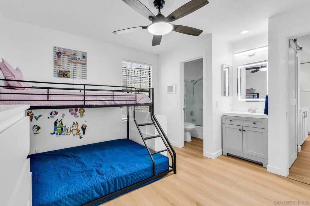 Bathroom, Bedroom, Interior, Recessed Lighting, Wood Texture Flooring