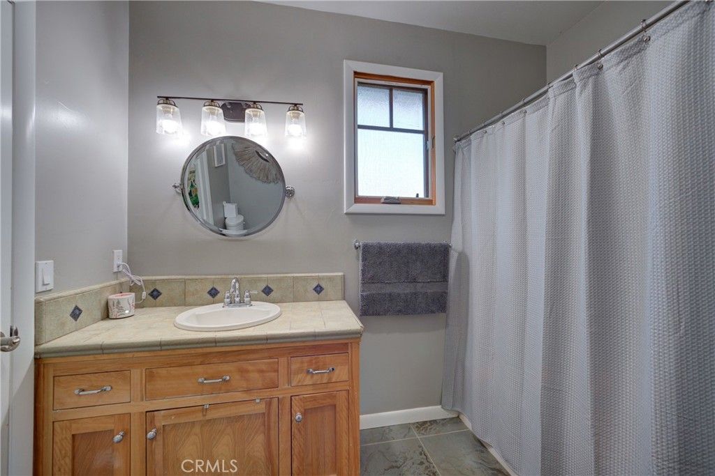 Bathroom, Interior, Tile Countertops
