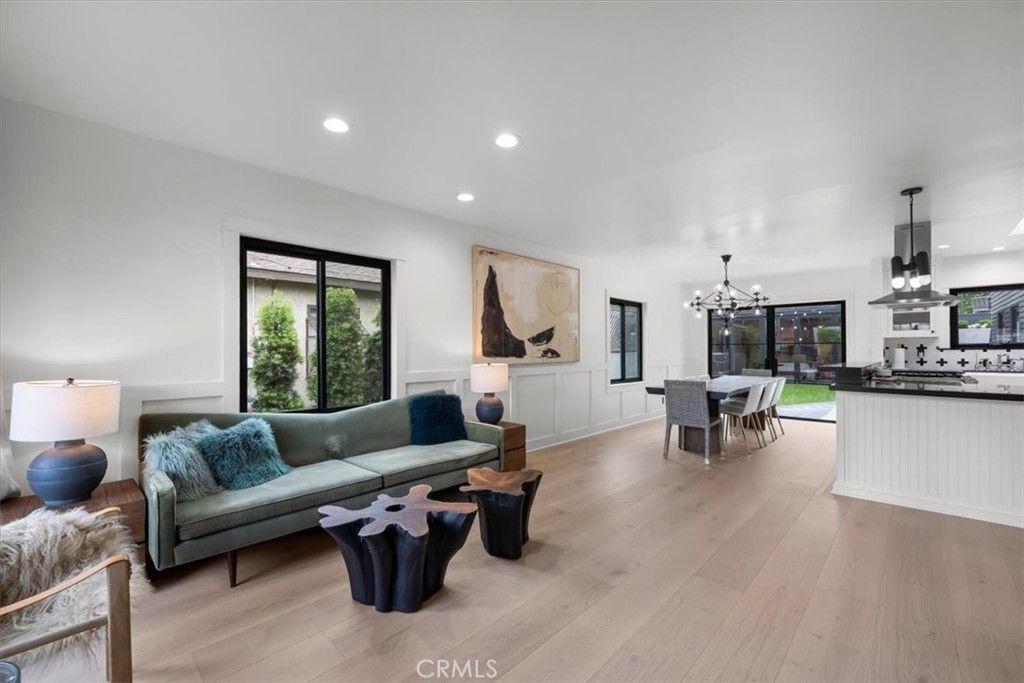 Dining room, Interior, Kitchen, Living room, Pendant Lights, Recessed Lighting, Wood Texture Flooring