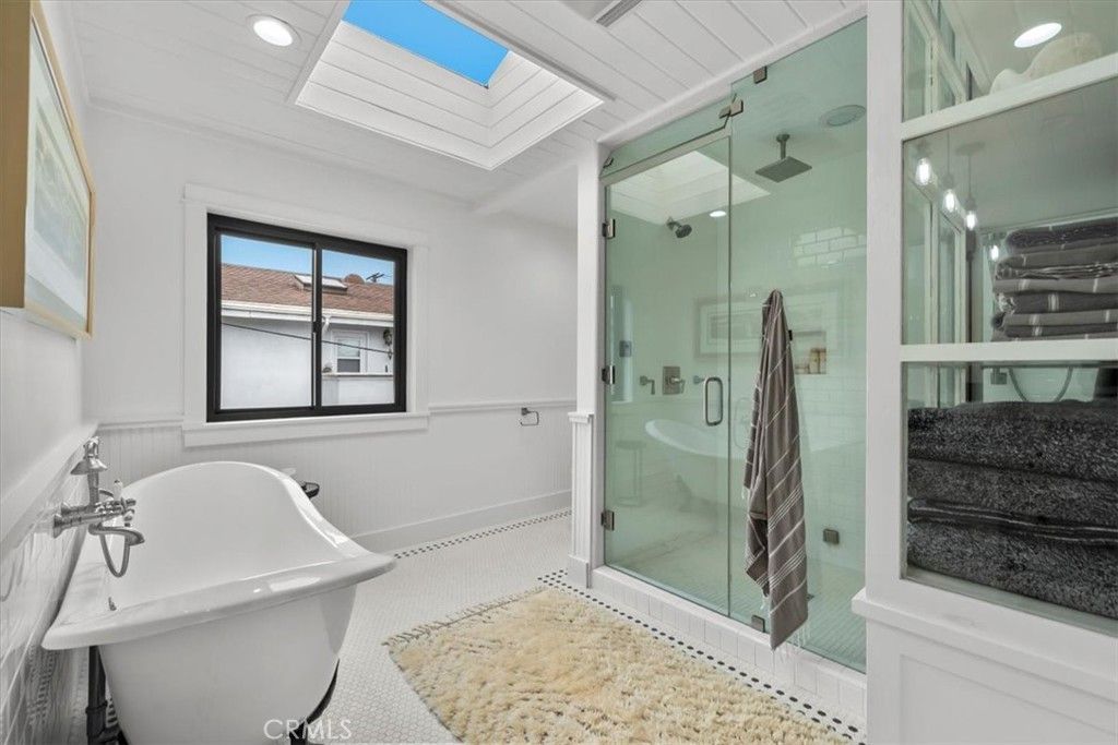 Bathroom, Free Standing Baths, Glass Shower, Interior, Recessed Lighting