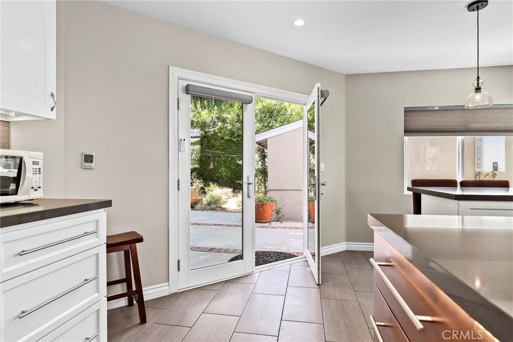Interior, Kitchen, Pendant Lights, Recessed Lighting