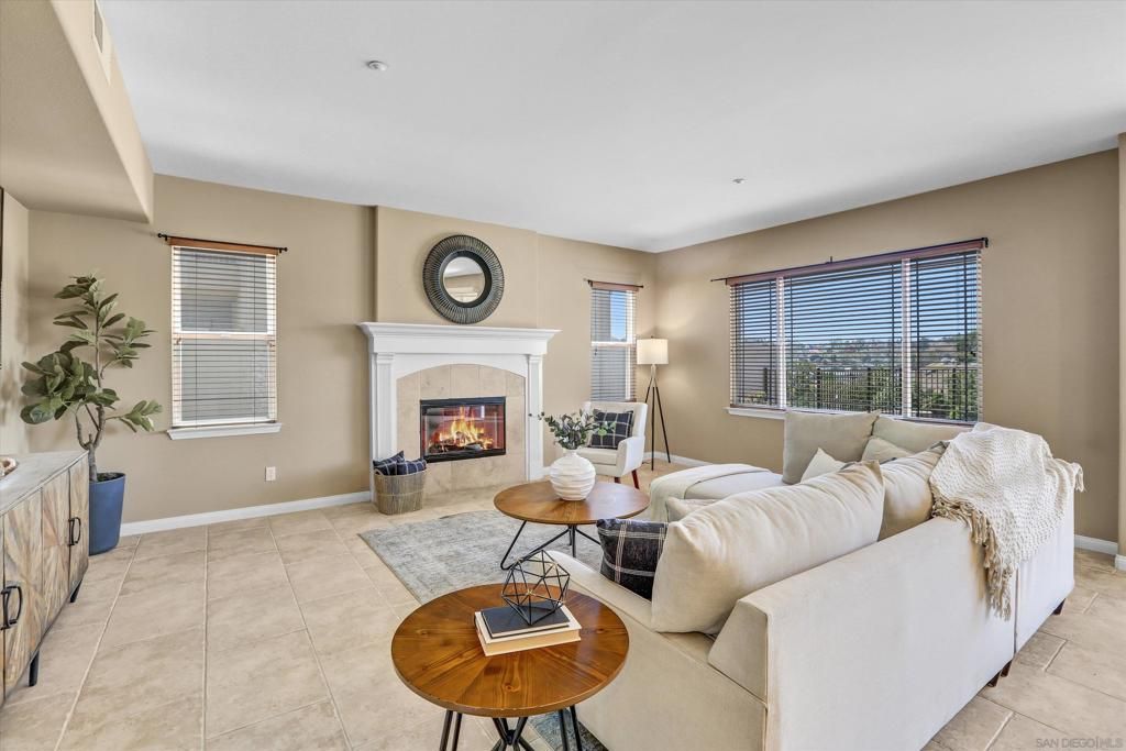 Fireplace, Interior, Living room