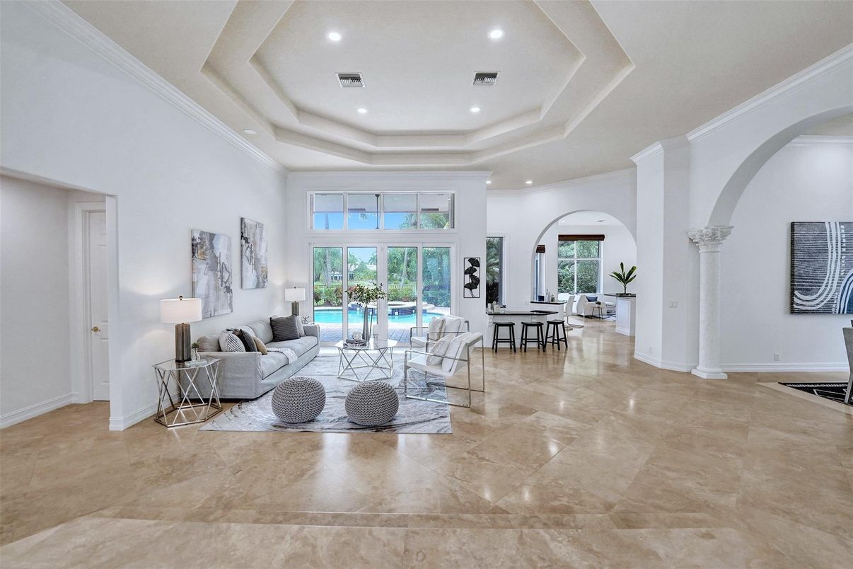 Dining room, Interior, Living room, Recessed Lighting