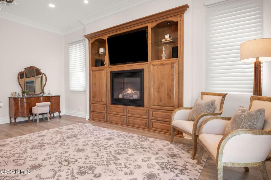 Fireplace, Interior, Recessed Lighting, Wood Texture Flooring