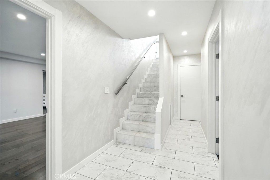 Interior, Marble, Recessed Lighting, Wood Texture Flooring