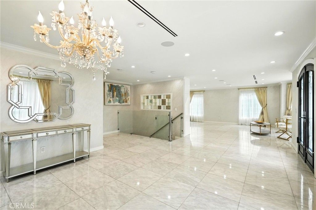 Chandelier, Interior, Recessed Lighting