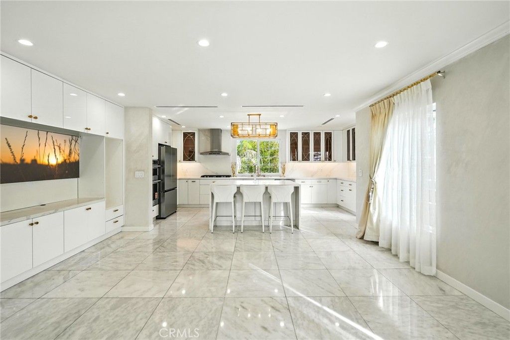 Interior, Kitchen, Marble, Pendant Lights, Recessed Lighting