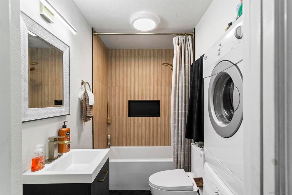 Bathroom, Interior, Washer