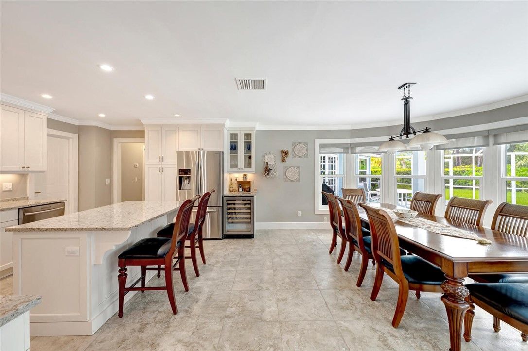 Dining room, Interior, Kitchen, Recessed Lighting, Stainless Steel Appliances