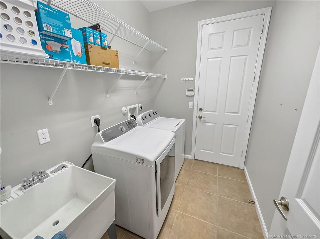Interior, Washer