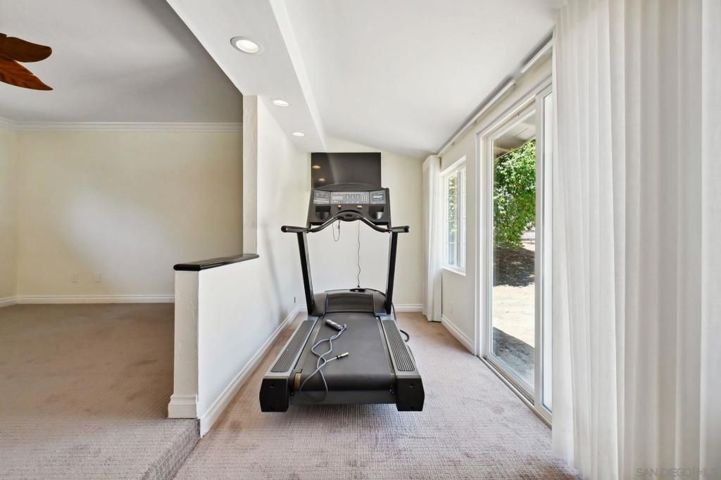 Fitness Equipment, Interior, Recessed Lighting