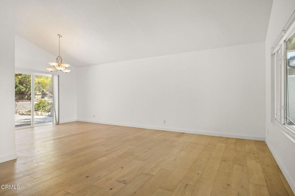 Empty room, Interior, Pendant Lights, Wood Texture Flooring