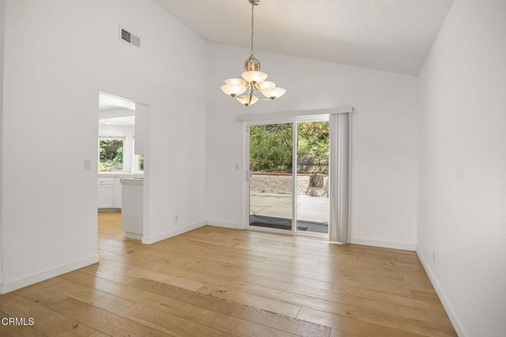 Chandelier, Empty room, Interior, Wood Texture Flooring