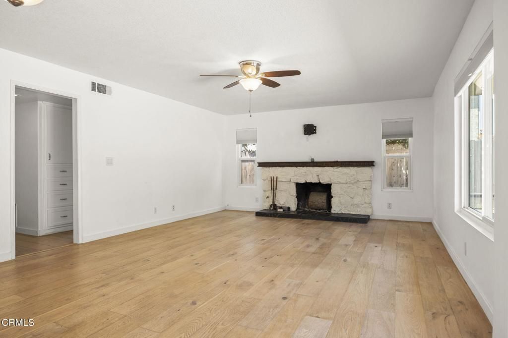 Empty room, Fireplace, Interior, Wood Texture Flooring