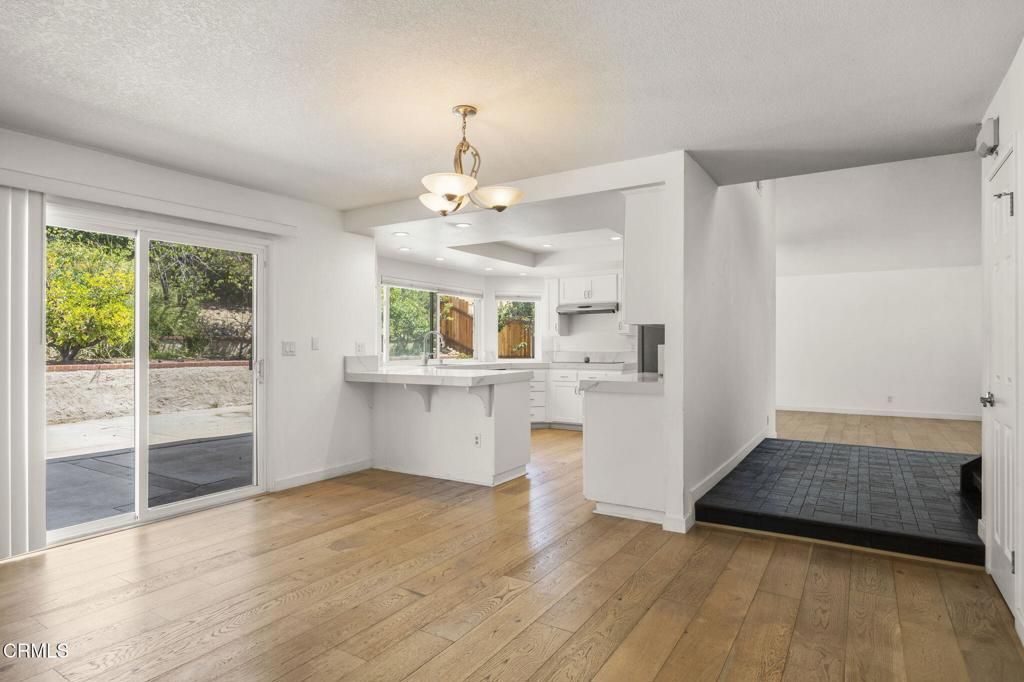 Chandelier, Interior, Kitchen, Recessed Lighting, Wood Texture Flooring