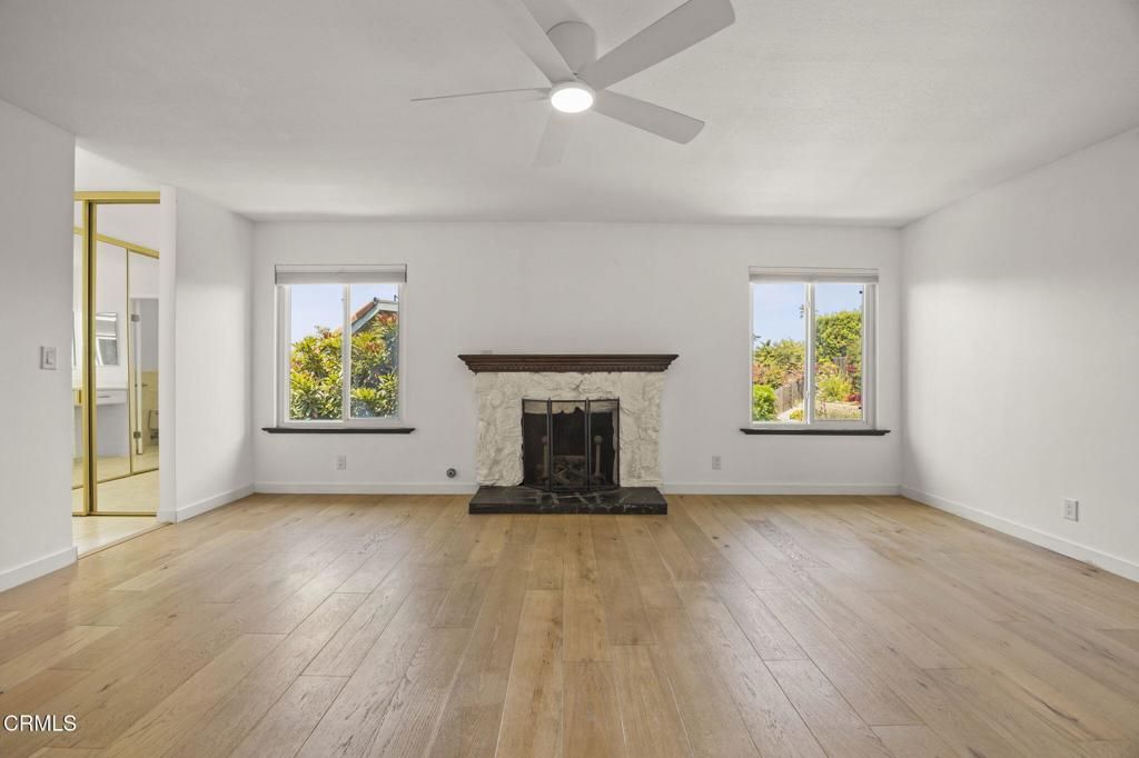 Empty room, Fireplace, Interior, Wood Texture Flooring