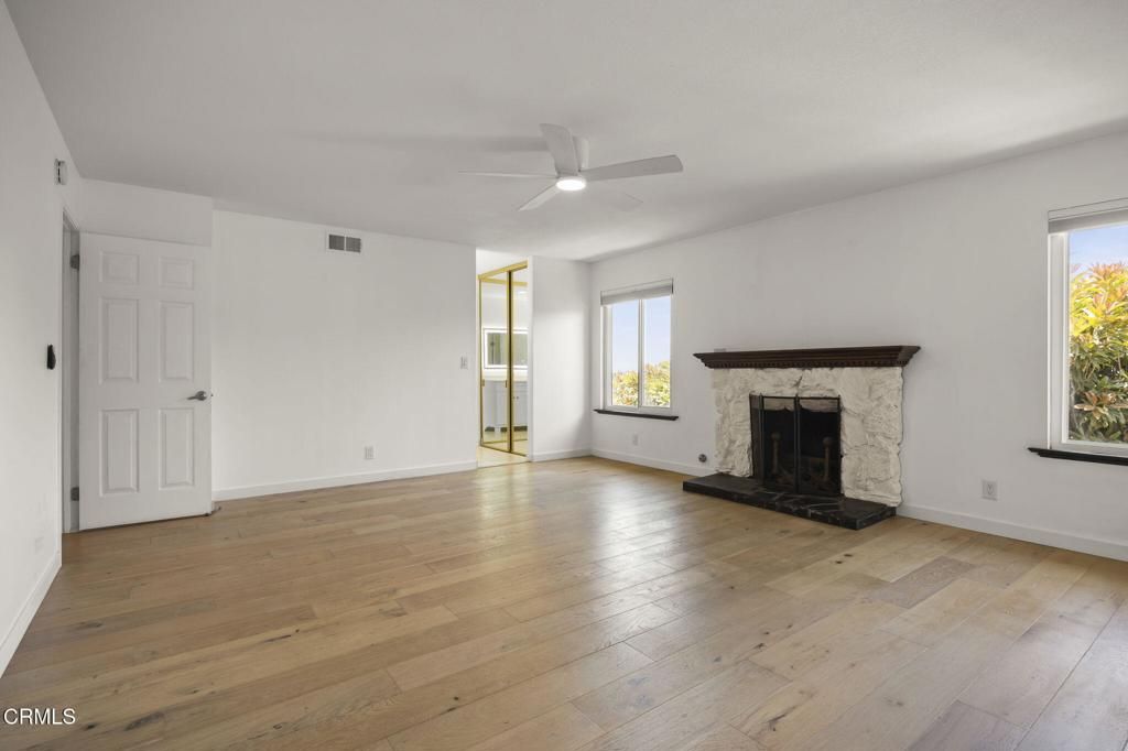 Empty room, Fireplace, Interior, Wood Texture Flooring
