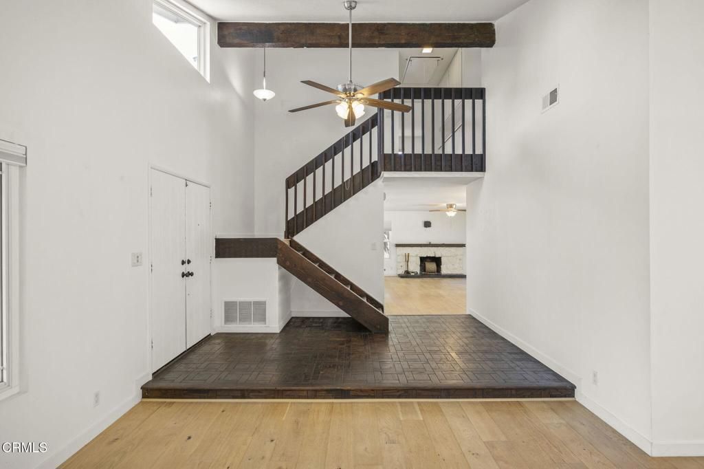 Interior, Pendant Lights, Wooden Beams, Wood Texture Flooring