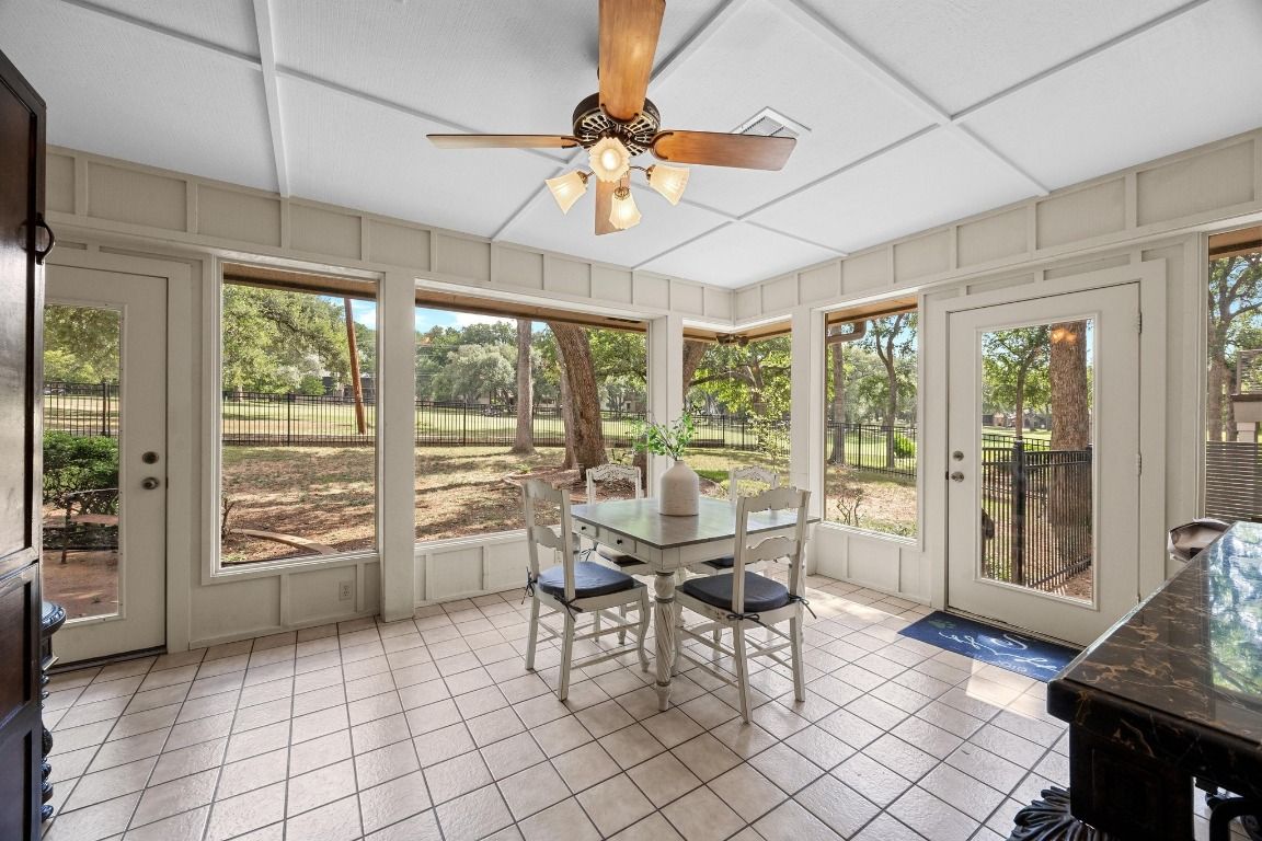 Dining room, Interior, Sun Room