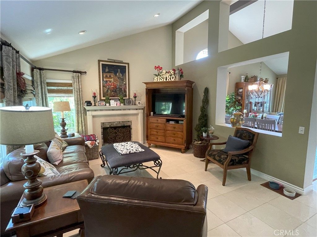 Chandelier, Fireplace, Interior, Living room, Recessed Lighting