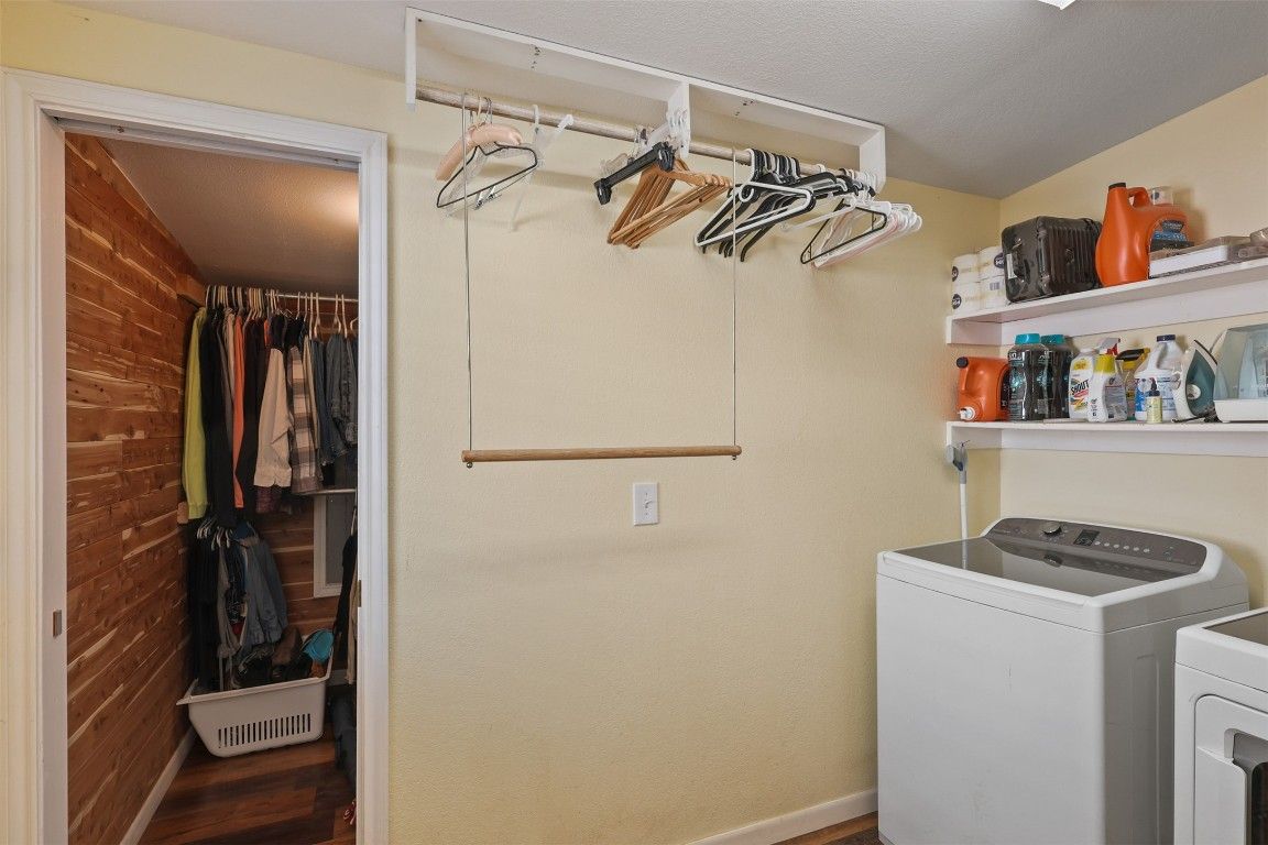 Interior, Washer, Wood Texture Flooring, Wooden Walls