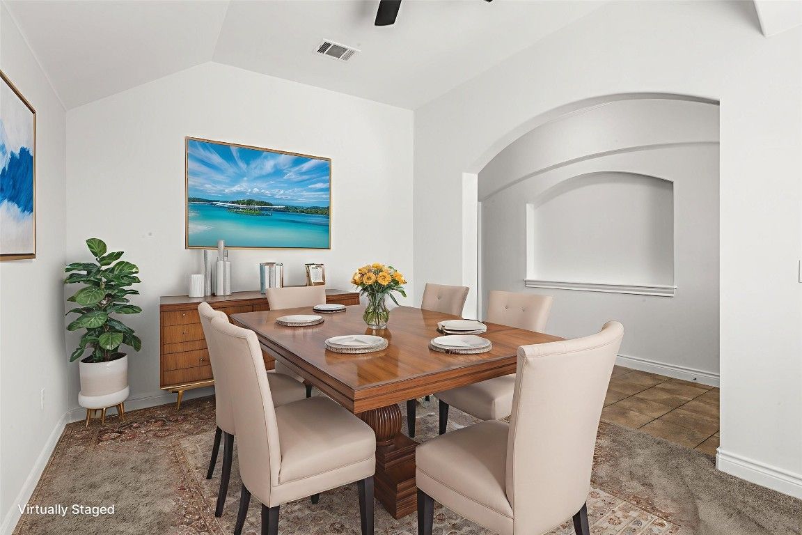 Dining room, Interior
