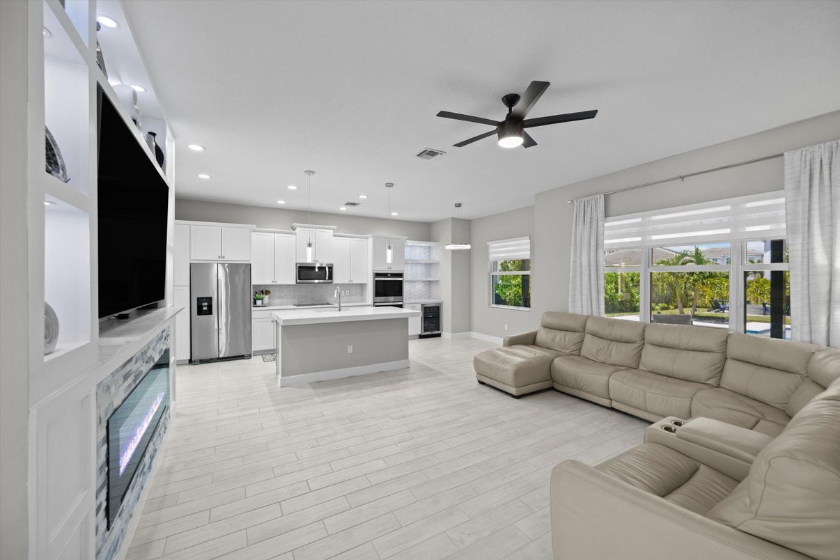 Interior, Kitchen, Living room, Pendant Lights, Recessed Lighting, Stainless Steel Appliances, Wood Texture Flooring