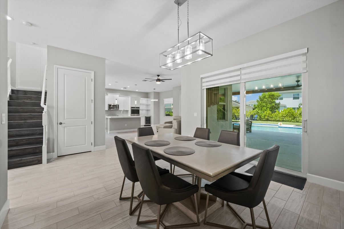 Dining room, Interior, Kitchen, Pendant Lights, Recessed Lighting, Wood Texture Flooring