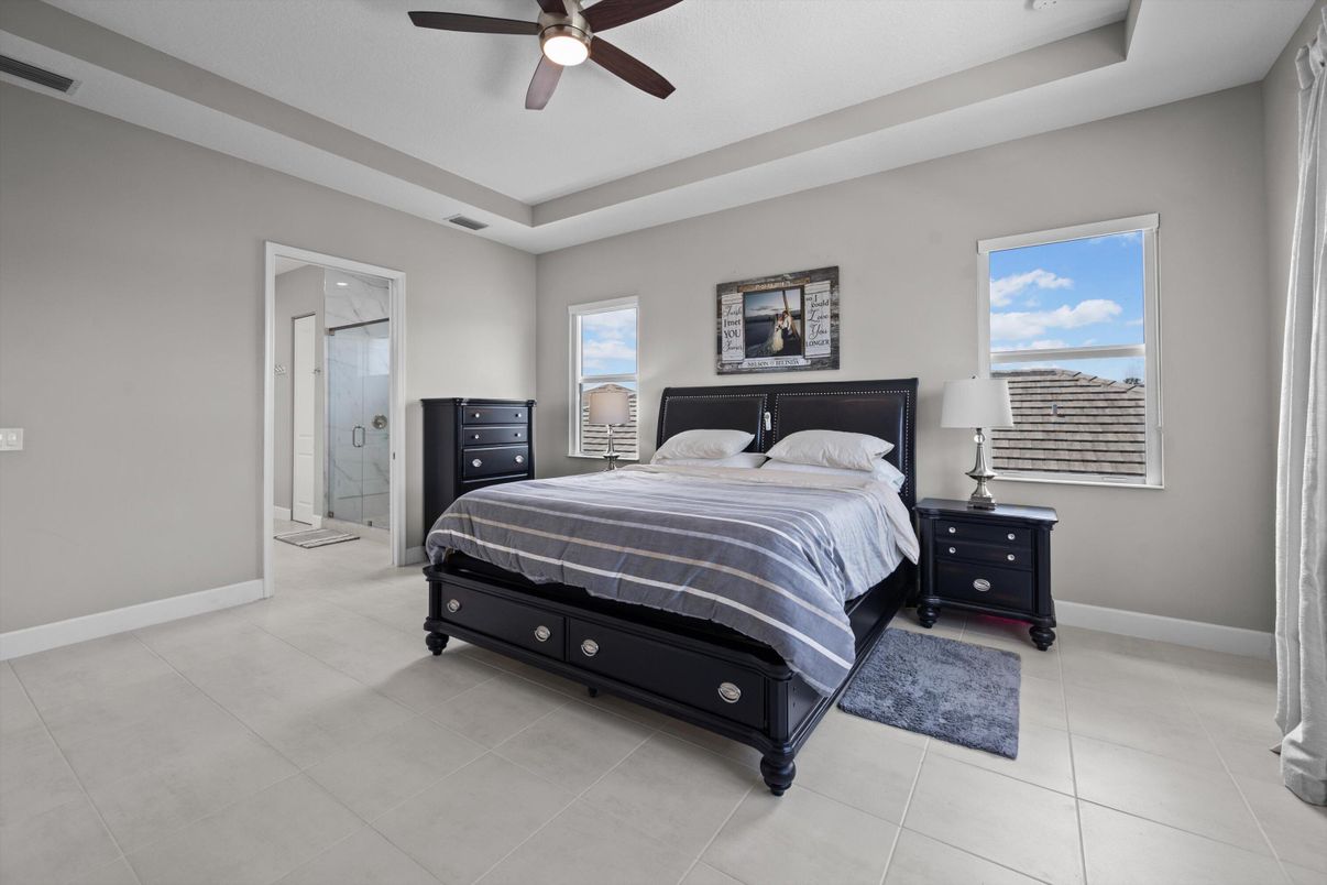 Bedroom, Interior, Water