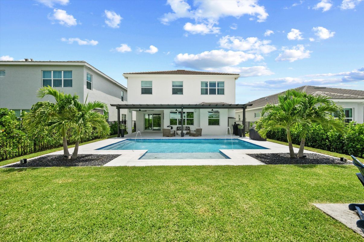 Backyard, Exterior, Pool