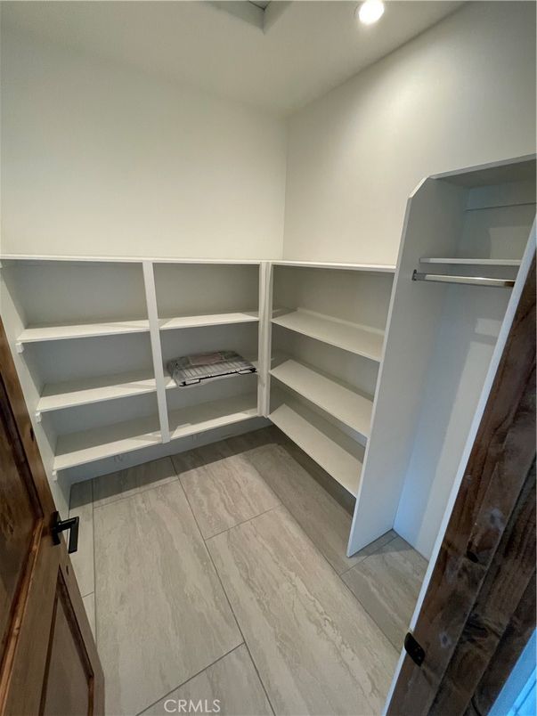 Interior, Recessed Lighting, Walk-in Closets, Wood Texture Flooring