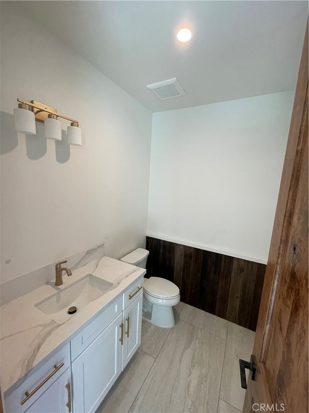 Bathroom, Interior, Marble, Recessed Lighting