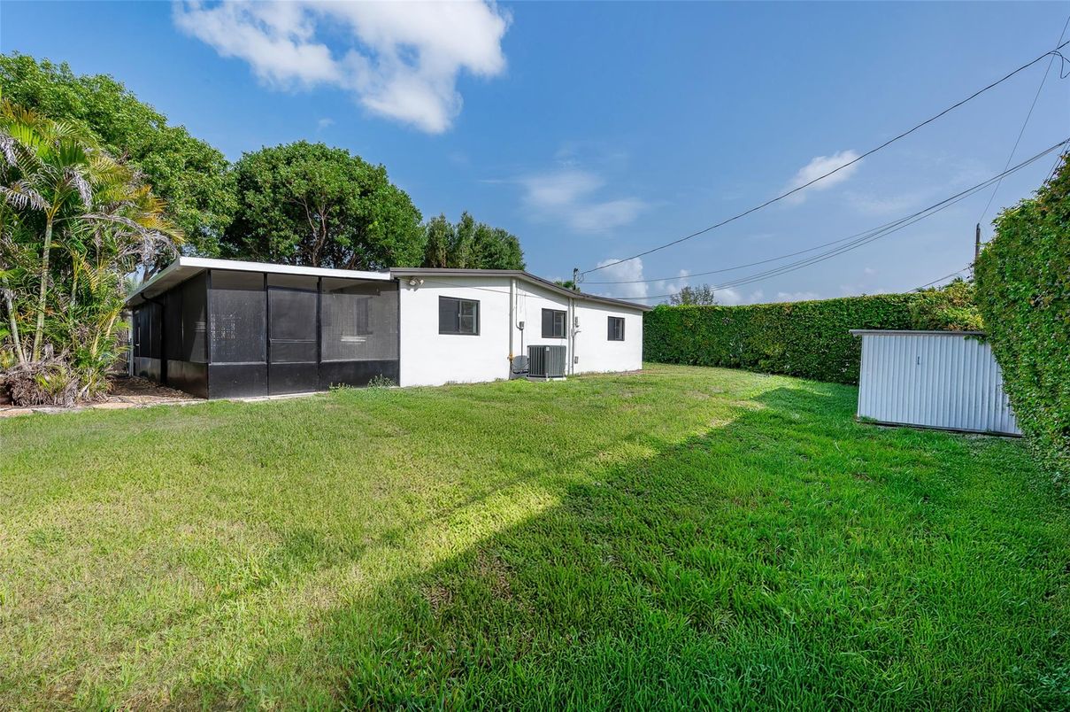 Backyard, Exterior