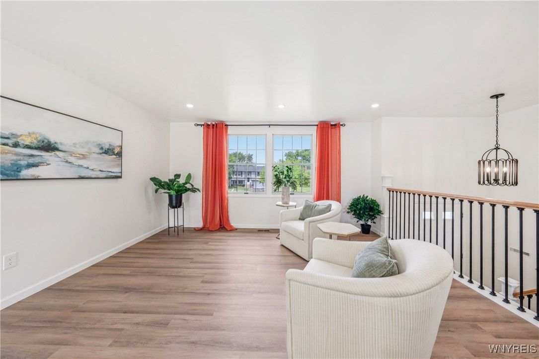 Interior, Pendant Lights, Recessed Lighting, Wood Texture Flooring