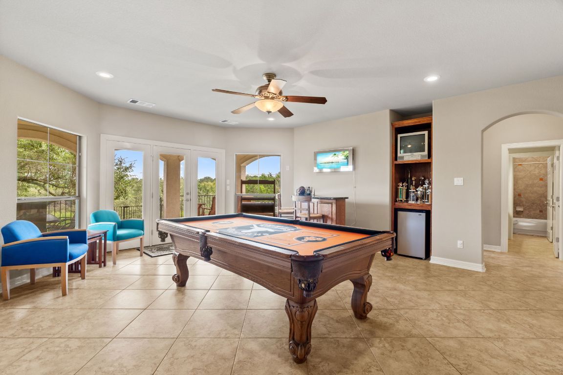Billiard Table, Game Room, Interior, Recessed Lighting