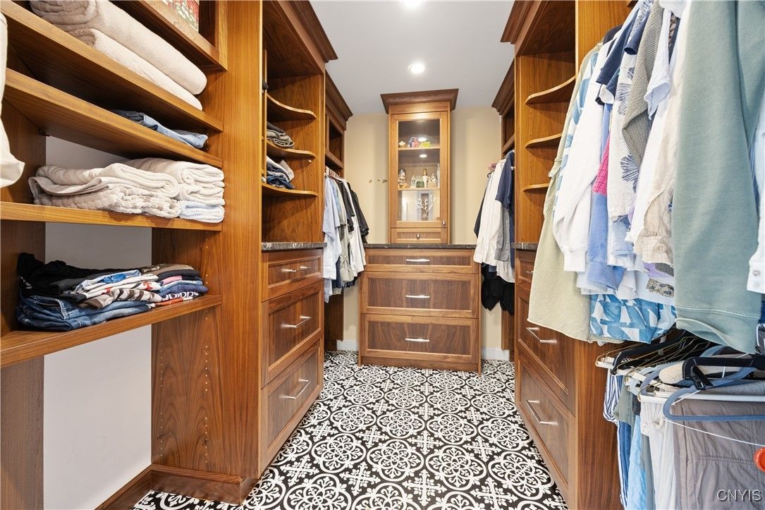 Interior, Recessed Lighting, Walk-in Closets