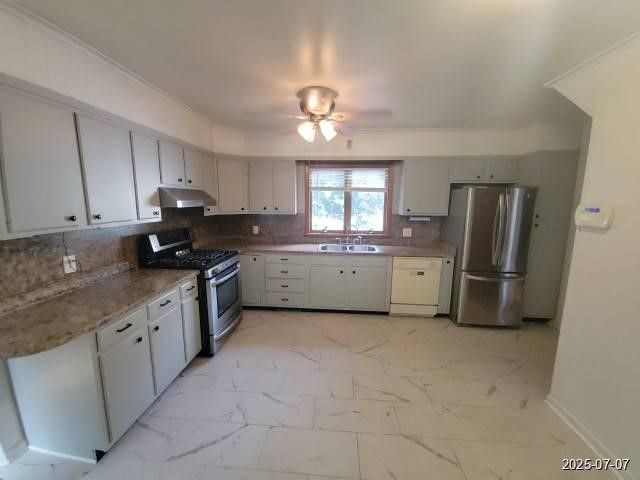Interior, Kitchen, Marble, Stainless Steel Appliances
