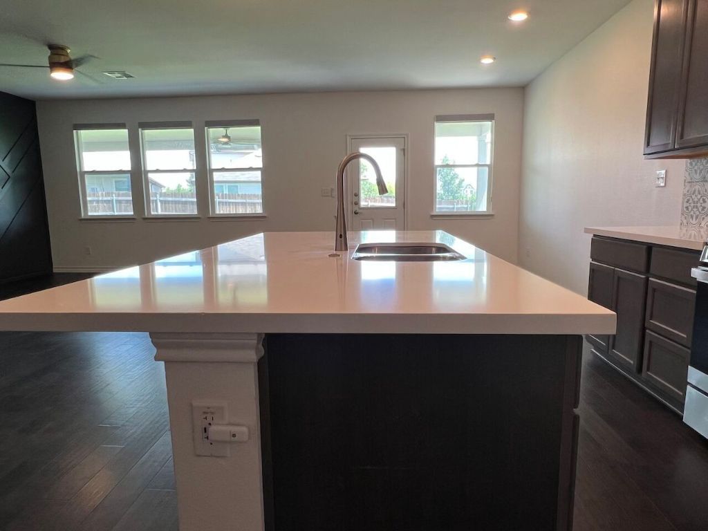 Interior, Kitchen, Recessed Lighting, Water, Wood Texture Flooring