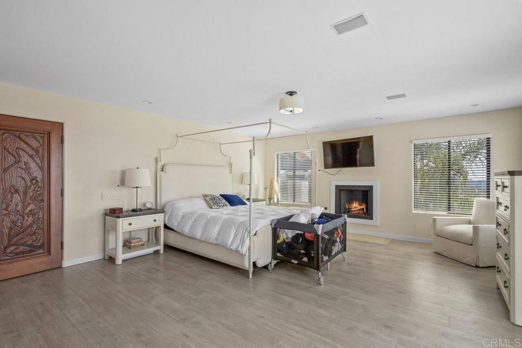 Bedroom, Fireplace, Interior, Wood Texture Flooring