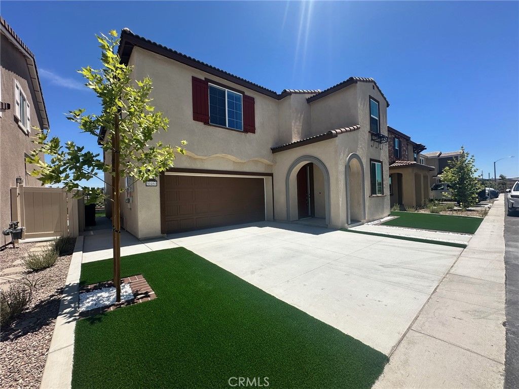 Attached, Backyard, Exterior, Facade, Mediterranean