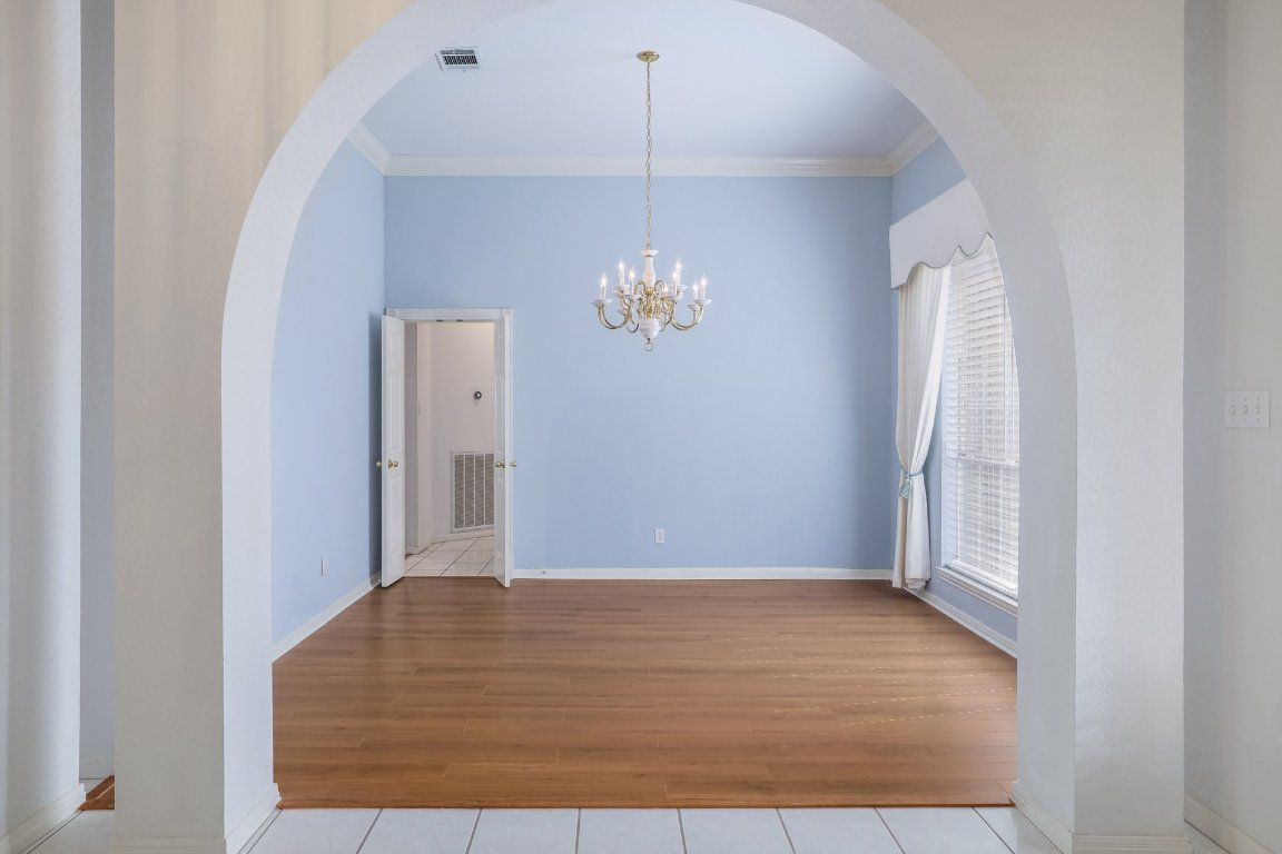 Chandelier, Empty room, Interior, Wood Texture Flooring