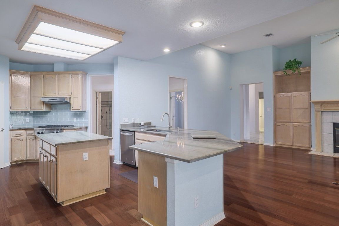 Interior, Kitchen, Recessed Lighting, Wood Texture Flooring