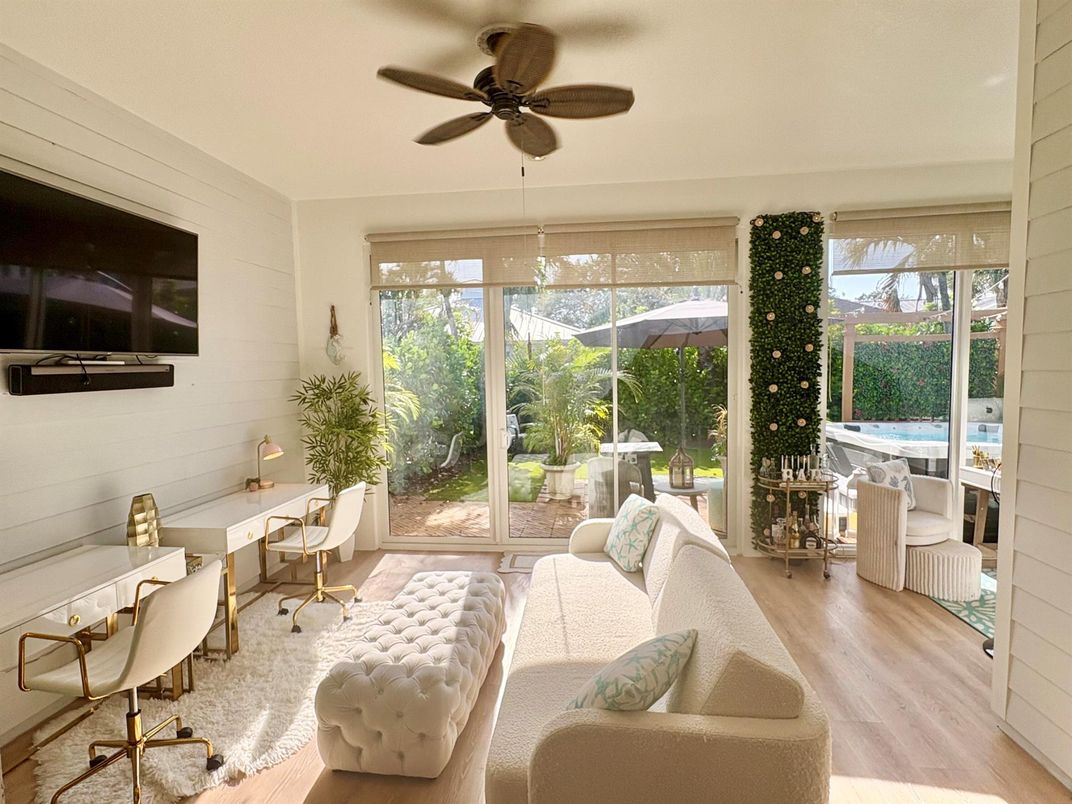 Home Office, Interior, Living room, Sun Room, Wood Texture Flooring