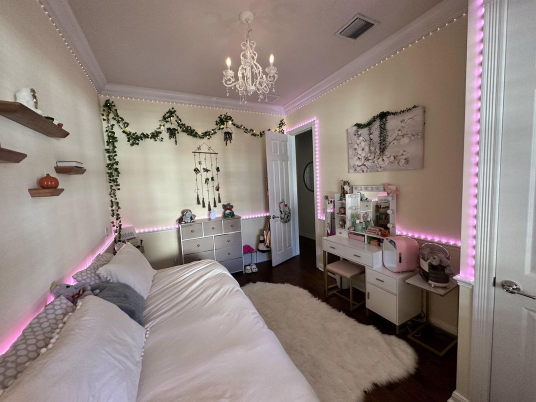 Bedroom, Chandelier, Interior