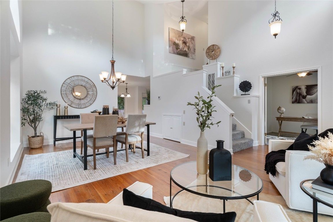 Chandelier, Dining room, Interior, Pendant Lights, Wood Texture Flooring
