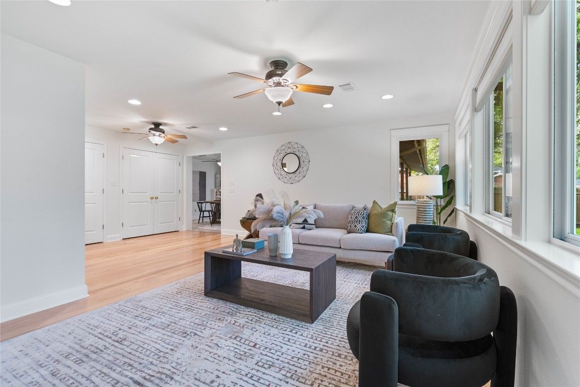 Interior, Living room, Recessed Lighting, Wood Texture Flooring