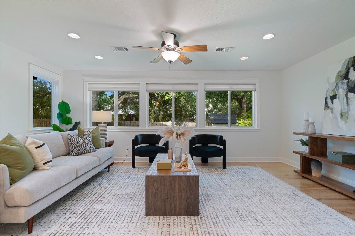 Interior, Living room, Recessed Lighting, Wood Texture Flooring
