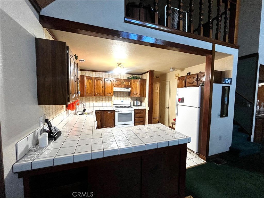 Interior, Kitchen, Tile Countertops